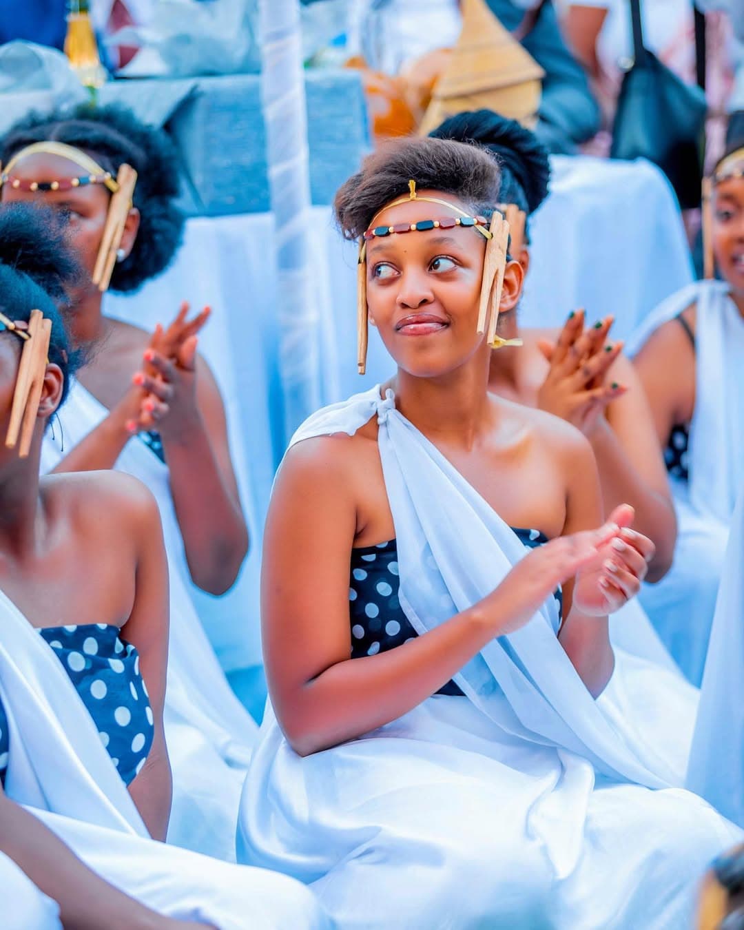 Festival headliner leading the crowd in song